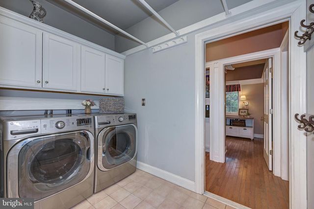 3 SCHOOLHOUSE DR, Medford, NJ 08055