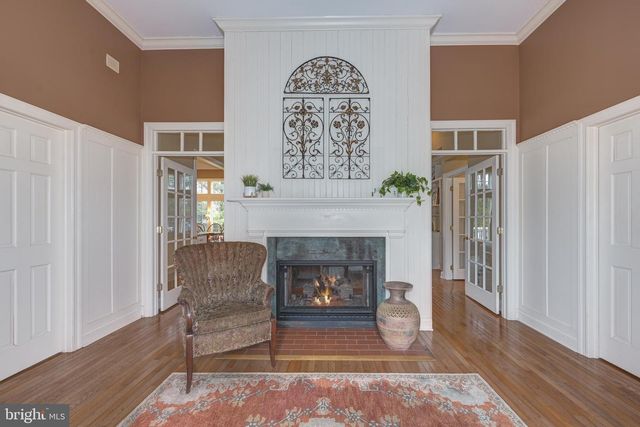 3 SCHOOLHOUSE DR, Medford, NJ 08055