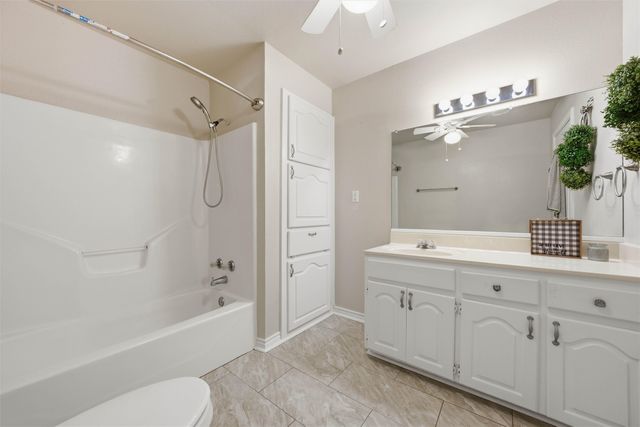 1211 Overlook Court, Whitney, TX 76692