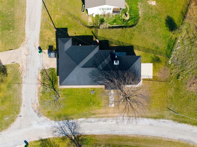 1211 Overlook Court, Whitney, TX 76692