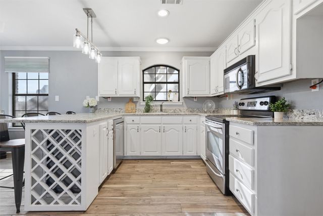 1211 Overlook Court, Whitney, TX 76692