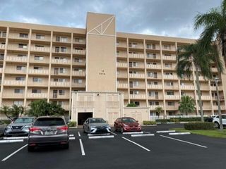 7076 Huntington Lane 805, Delray Beach, FL 33446