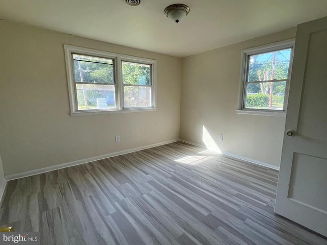 227 KINSLEY RD, Pemberton, NJ 08068