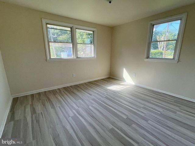 227 KINSLEY RD, Pemberton, NJ 08068