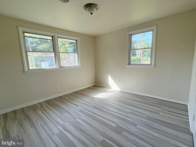 227 KINSLEY RD, Pemberton, NJ 08068