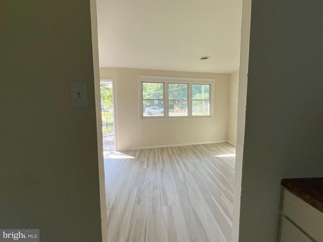 227 KINSLEY RD, Pemberton, NJ 08068