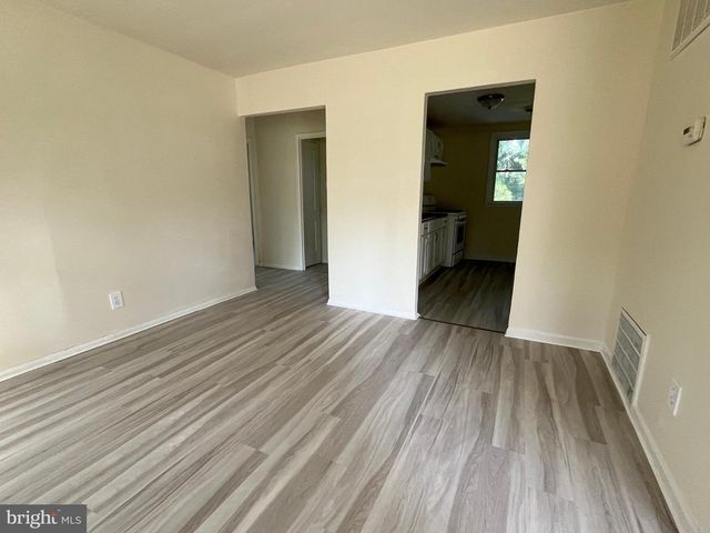 227 KINSLEY RD, Pemberton, NJ 08068