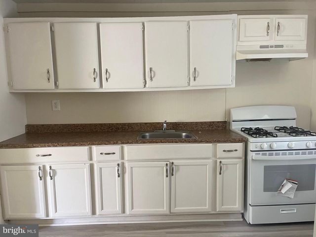 227 KINSLEY RD, Pemberton, NJ 08068