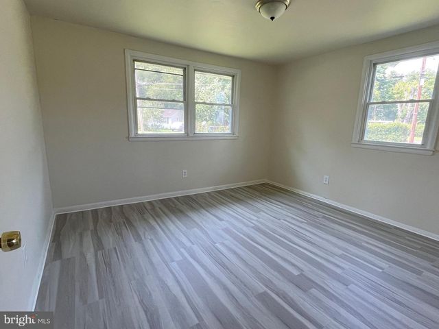 227 KINSLEY RD, Pemberton, NJ 08068