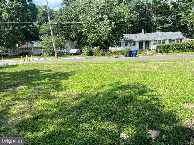 227 KINSLEY RD, Pemberton, NJ 08068