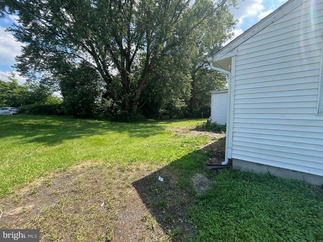 227 KINSLEY RD, Pemberton, NJ 08068