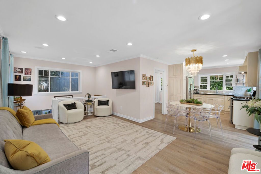 10431 Scenario Lane, Los Angeles, CA 90077 — photo 2