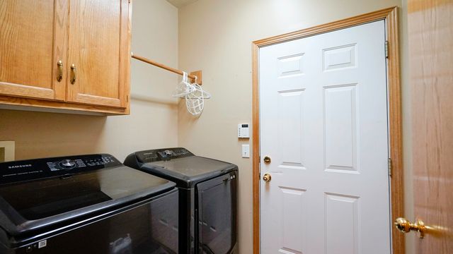 1608 SKYLINE Drive, Council Bluffs, IA 51503