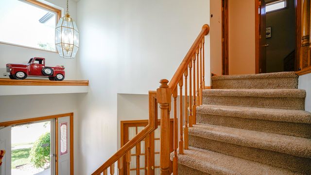 1608 SKYLINE Drive, Council Bluffs, IA 51503