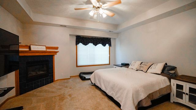 1608 SKYLINE Drive, Council Bluffs, IA 51503