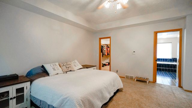 1608 SKYLINE Drive, Council Bluffs, IA 51503