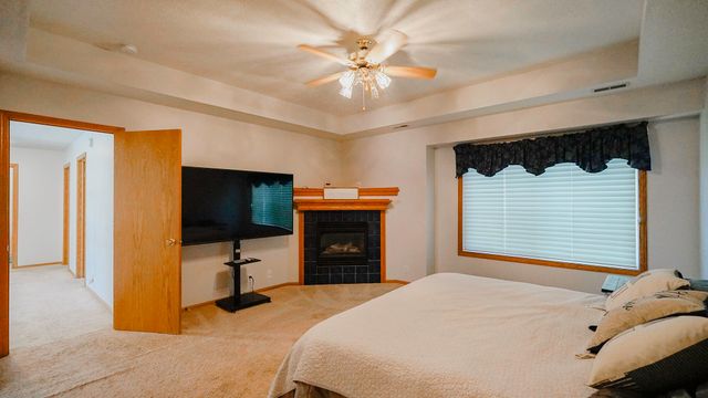 1608 SKYLINE Drive, Council Bluffs, IA 51503