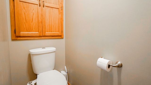 1608 SKYLINE Drive, Council Bluffs, IA 51503