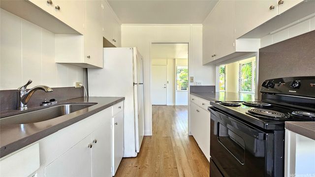 1642 Oo Lane, Honolulu, HI 96817