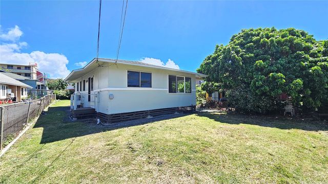 1642 Oo Lane, Honolulu, HI 96817