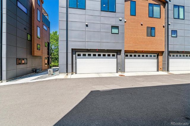 3017 W 53rd Avenue, Denver, CO 80221