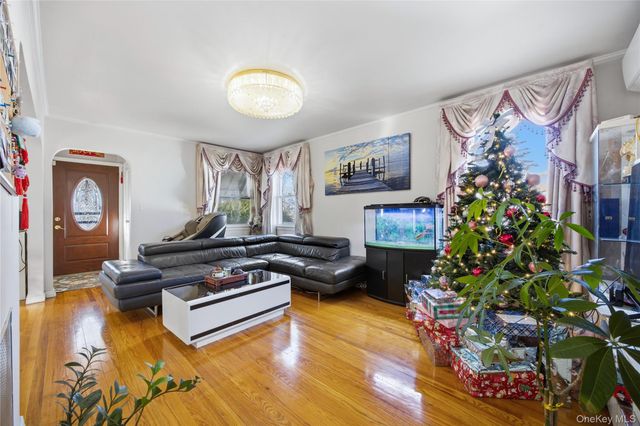 32-03 Clearview Expressway, Bayside, NY 11361