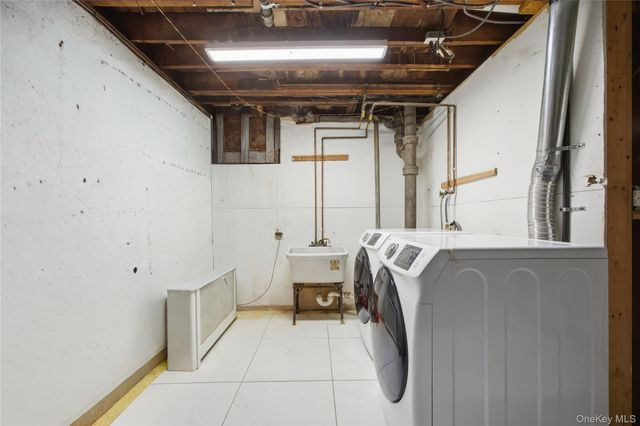 32-03 Clearview Expressway, Bayside, NY 11361