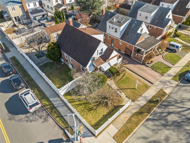 32-03 Clearview Expressway, Bayside, NY 11361