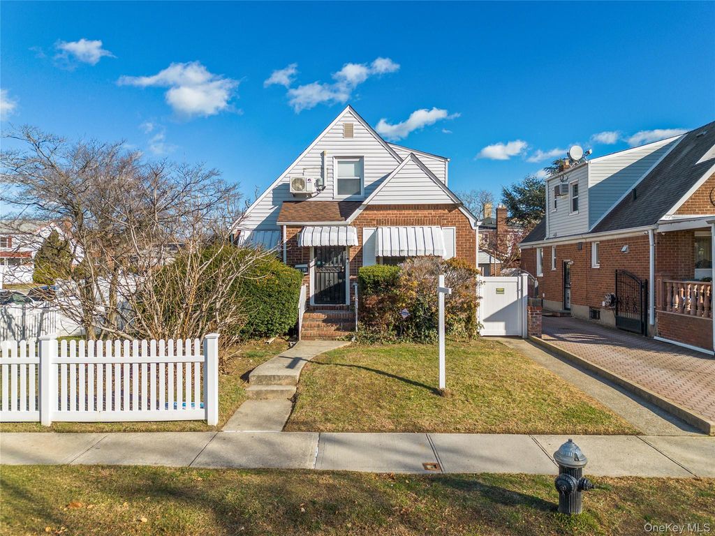 32-03 Clearview Expressway, Bayside, NY 11361