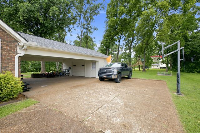1307 Haber Dr, Brentwood, TN 37027