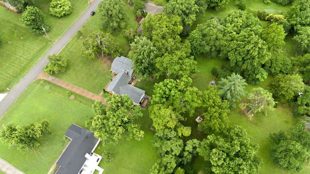 1307 Haber Dr, Brentwood, TN 37027