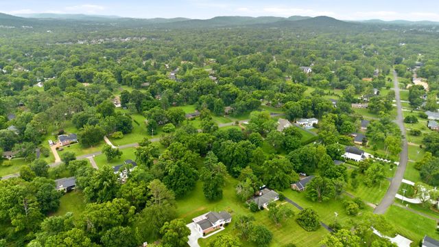 1307 Haber Dr, Brentwood, TN 37027