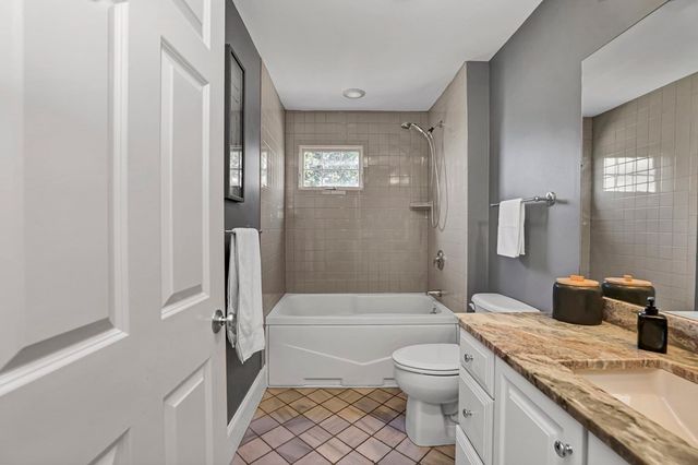 39 Bynner 39, Boston, MA 02130