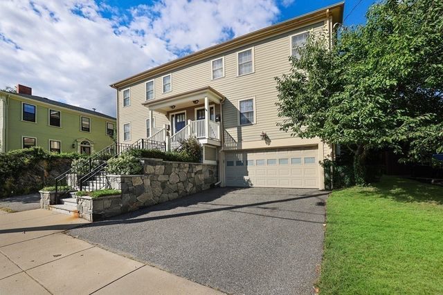 39 Bynner 39, Boston, MA 02130