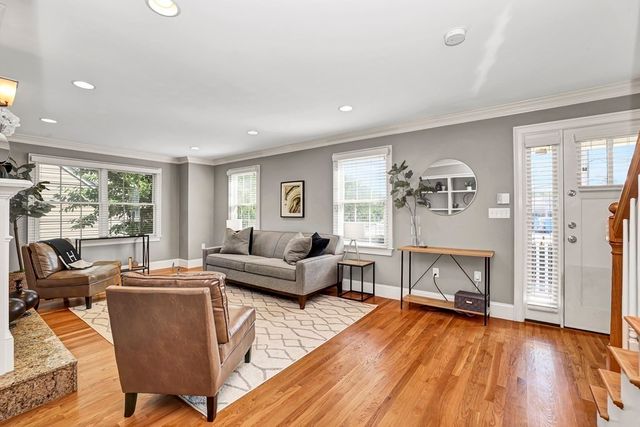 39 Bynner 39, Boston, MA 02130