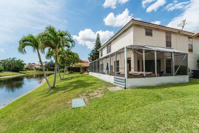 1752 Shoreside Circle, Wellington, FL 33414