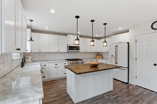 4005 Timber Ridge Ct, Mount Juliet, TN 37122