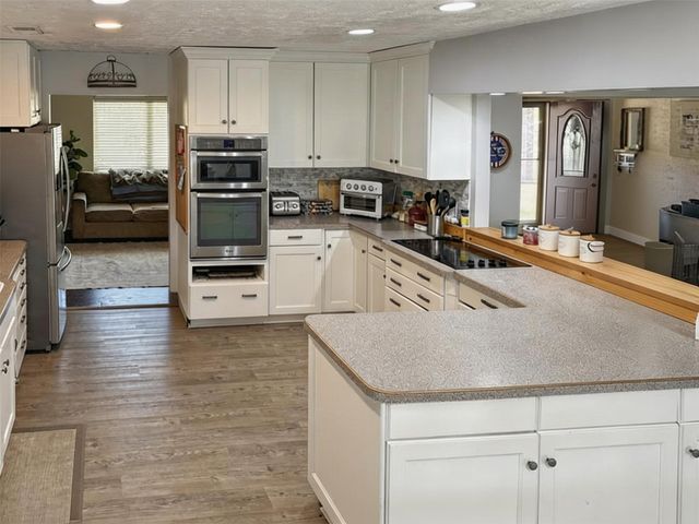 154 Stonewood Boulevard, Bartonville, TX 76226