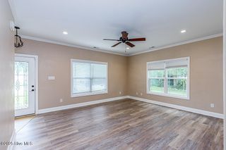 100 Hawthorne Court, Havelock, NC 28532
