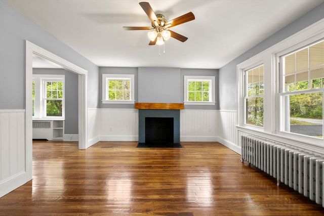 118 County Rd, Freetown, MA 02717