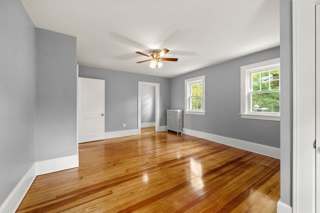 118 County Rd, Freetown, MA 02717