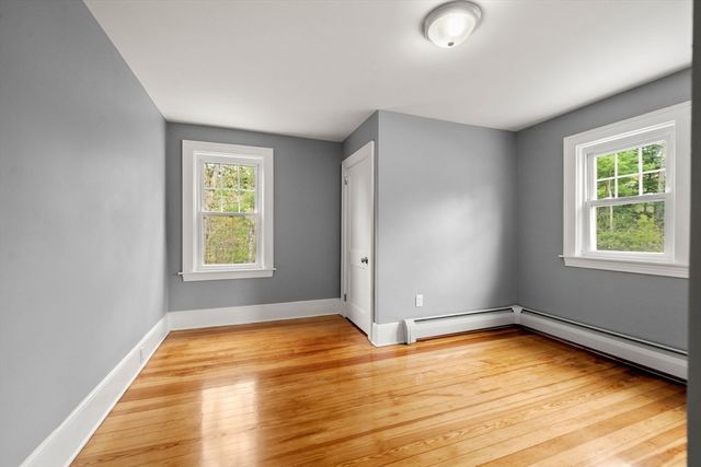 118 County Rd, Freetown, MA 02717