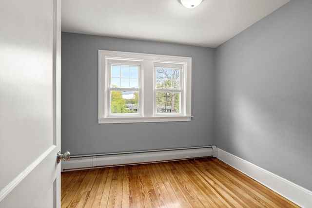 118 County Rd, Freetown, MA 02717