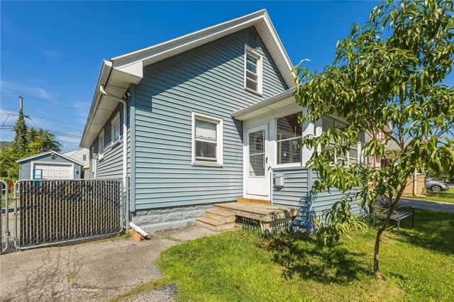 59 California Drive, Greece, NY 14616