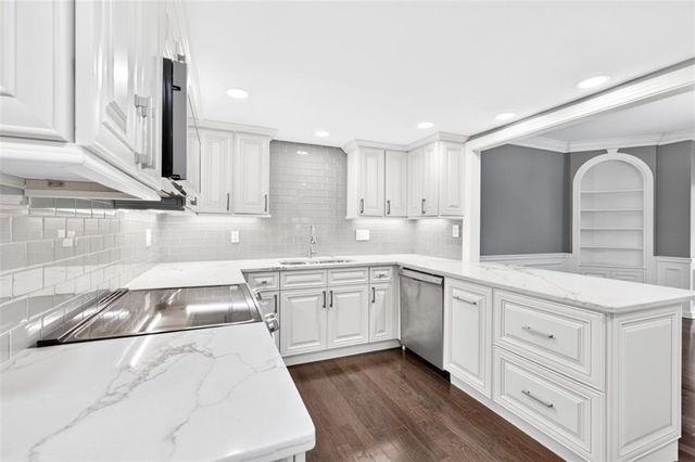 2769 Peachtree Road NE 10, Atlanta, GA 30305
