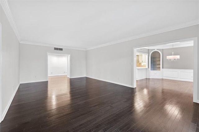 2769 Peachtree Road NE 10, Atlanta, GA 30305