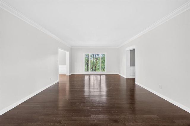 2769 Peachtree Road NE 10, Atlanta, GA 30305