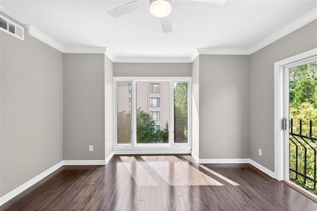 2769 Peachtree Road NE 10, Atlanta, GA 30305