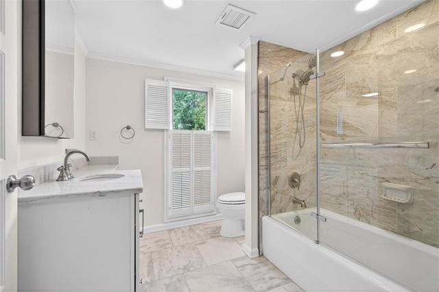 2769 Peachtree Road NE 10, Atlanta, GA 30305