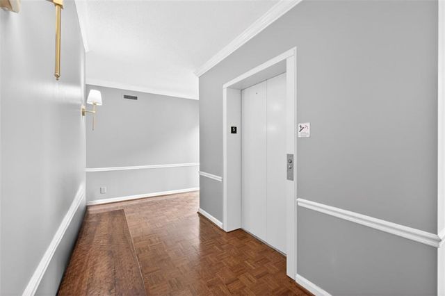 2769 Peachtree Road NE 10, Atlanta, GA 30305